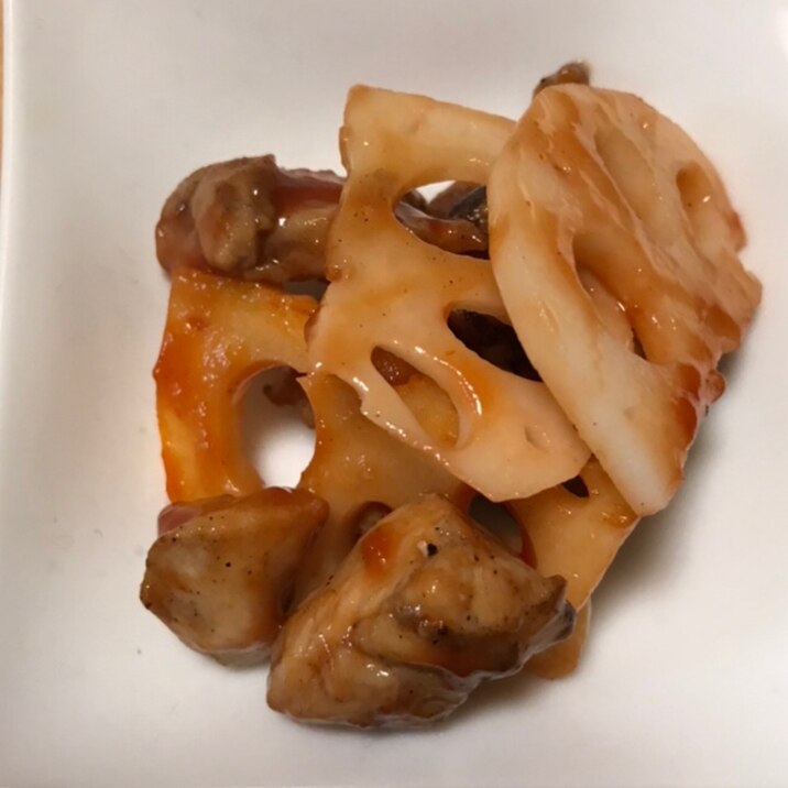 鶏モモ肉とレンコンのガーリックケチャップソテー